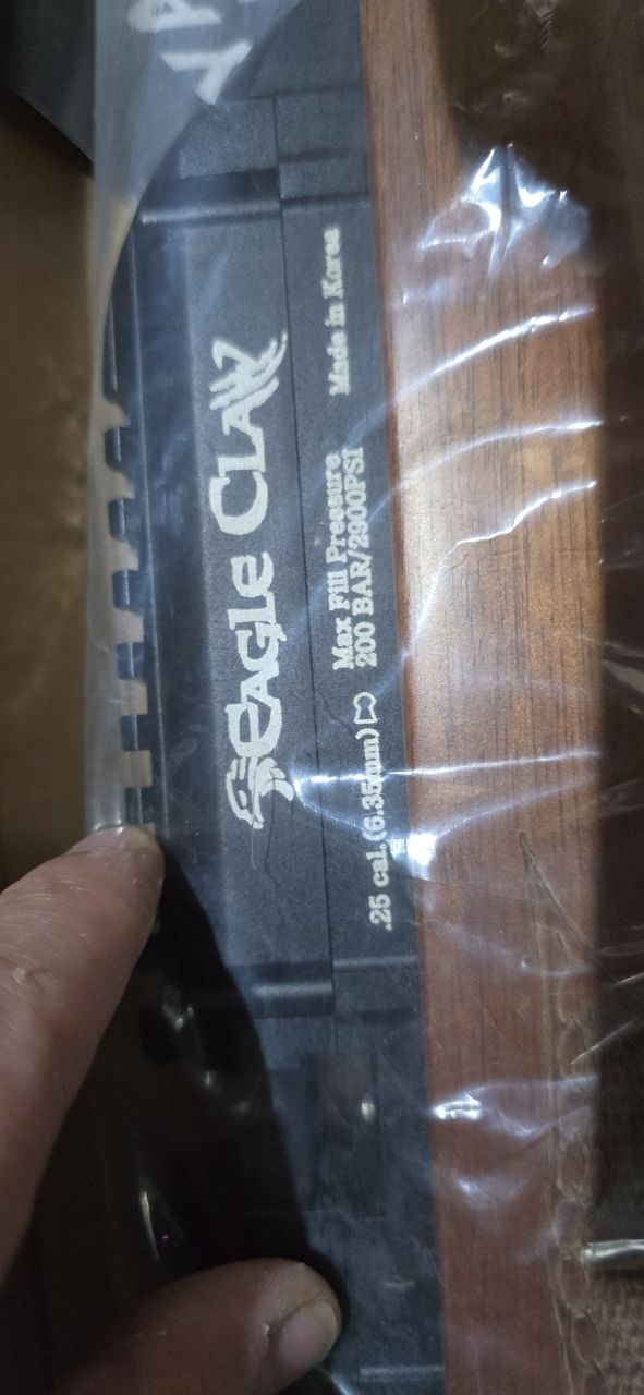 Seneca Eagle Claw Lever Action PCP Air Rifle .25 view 2