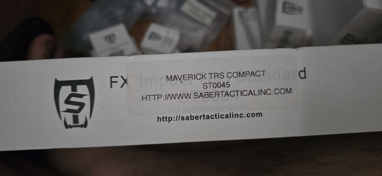 Saber Tactical Maverick TRS Compact ST0045