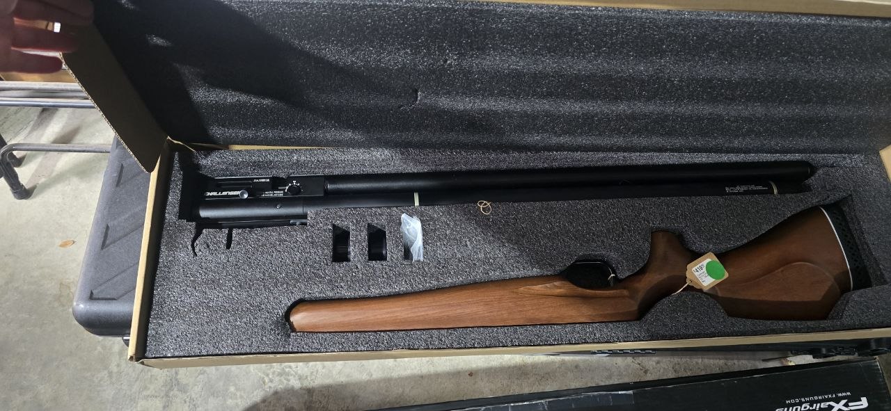 Challenger Series Standard 24" .25cal w/ Reg view 2