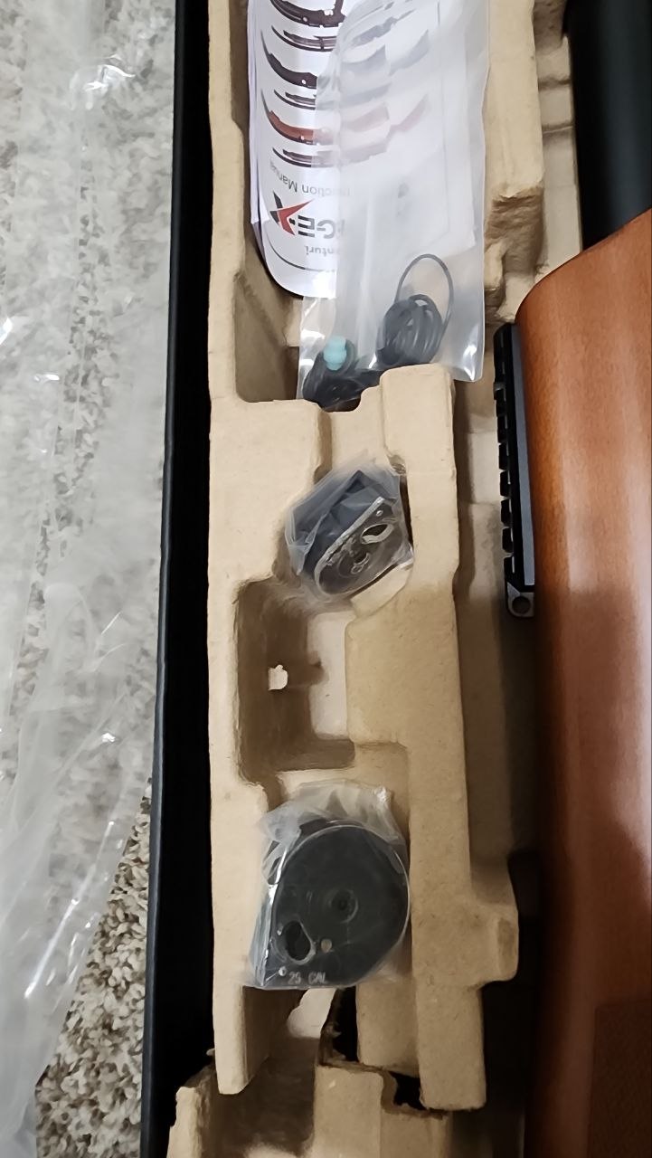 Air Venturi Avenge-X Classic Wood .25cal Tube (210cc) view 2