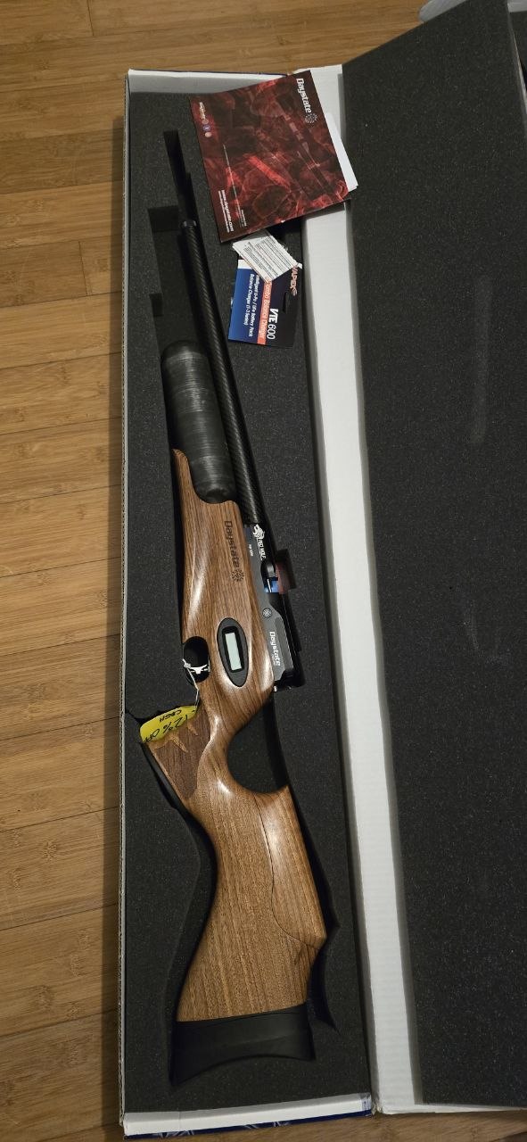 Daystate Red Wolf Standard Walnut .25cal